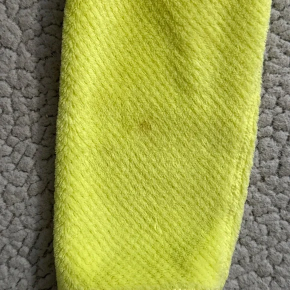 Patagonia Women's Bright Yellow Fleece Turtleneck - Picture 4 of 5